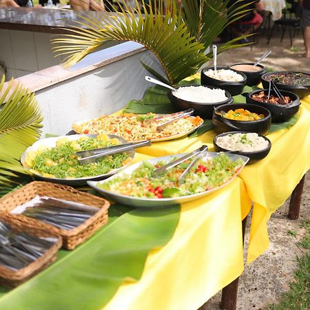Vale Silvestre Eco Park Hotel โกเวร์นาดอร์ วาลาดาเรส ภายนอก รูปภาพ