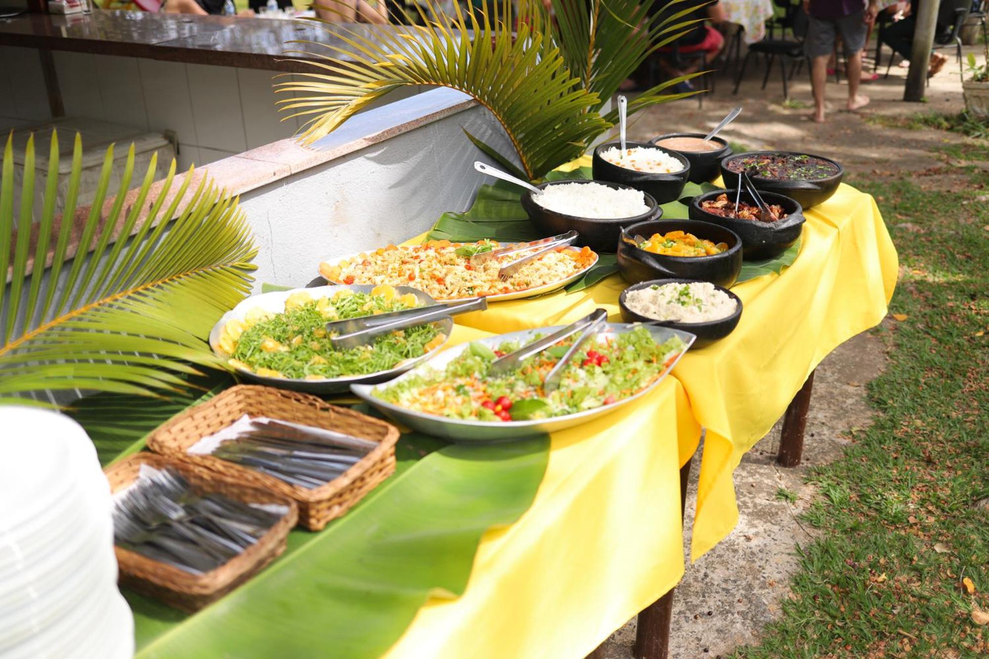 Vale Silvestre Eco Park Hotel โกเวร์นาดอร์ วาลาดาเรส ภายนอก รูปภาพ