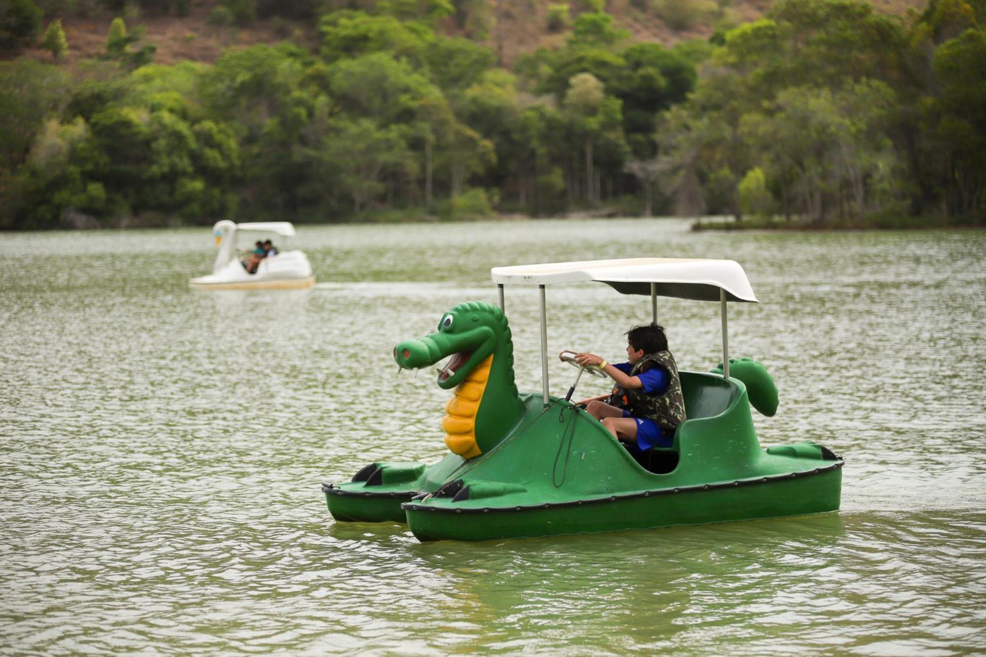Vale Silvestre Eco Park Hotel โกเวร์นาดอร์ วาลาดาเรส ภายนอก รูปภาพ
