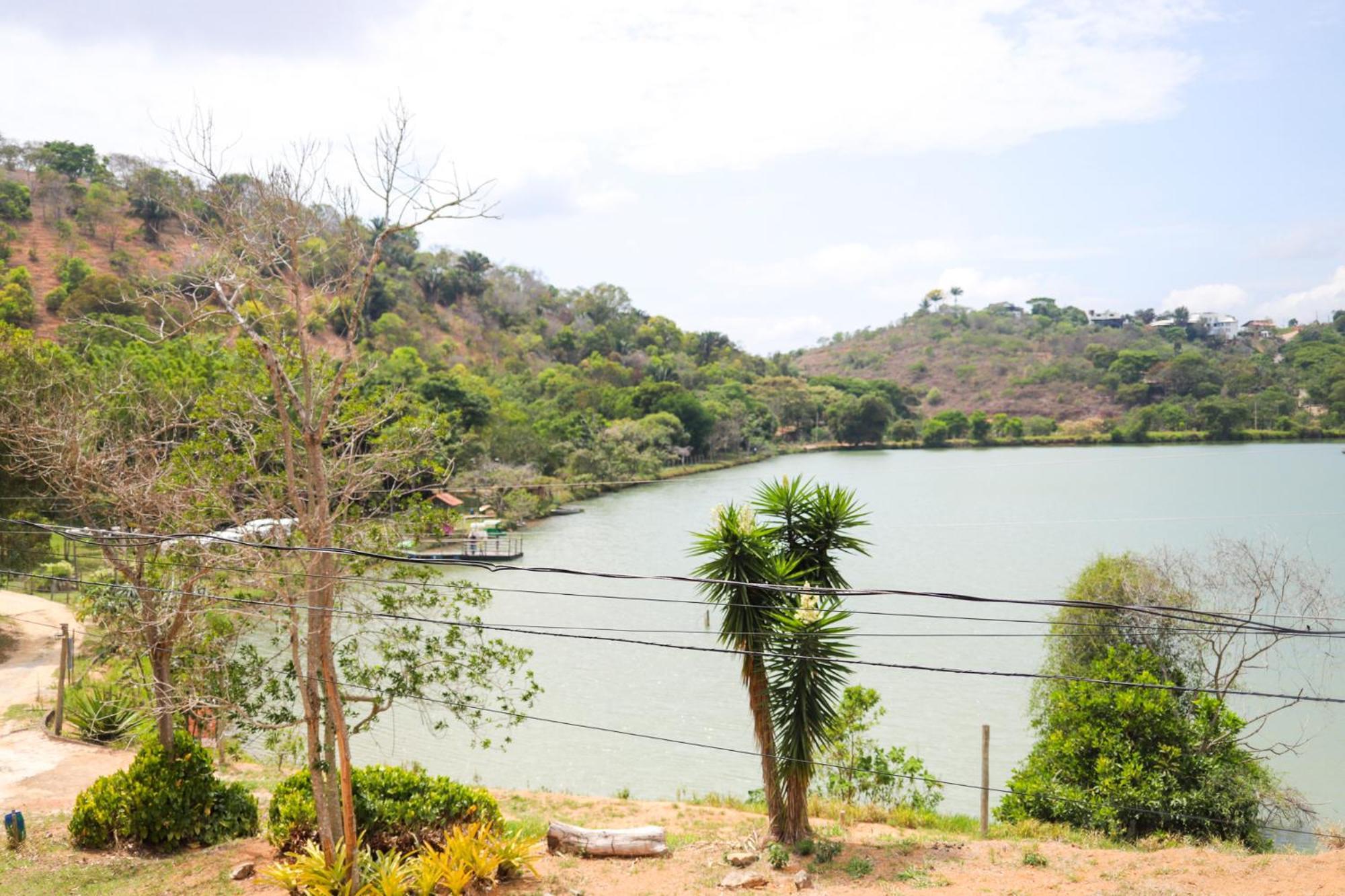 Vale Silvestre Eco Park Hotel โกเวร์นาดอร์ วาลาดาเรส ภายนอก รูปภาพ